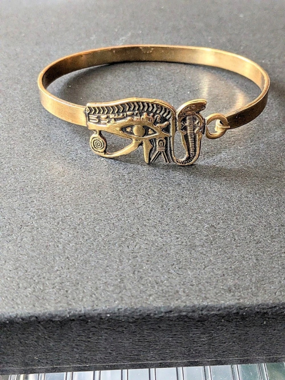 Vintage Egyptian Revival Brass Eye of Horus & Cobra Uraeus Bangle Bracelet